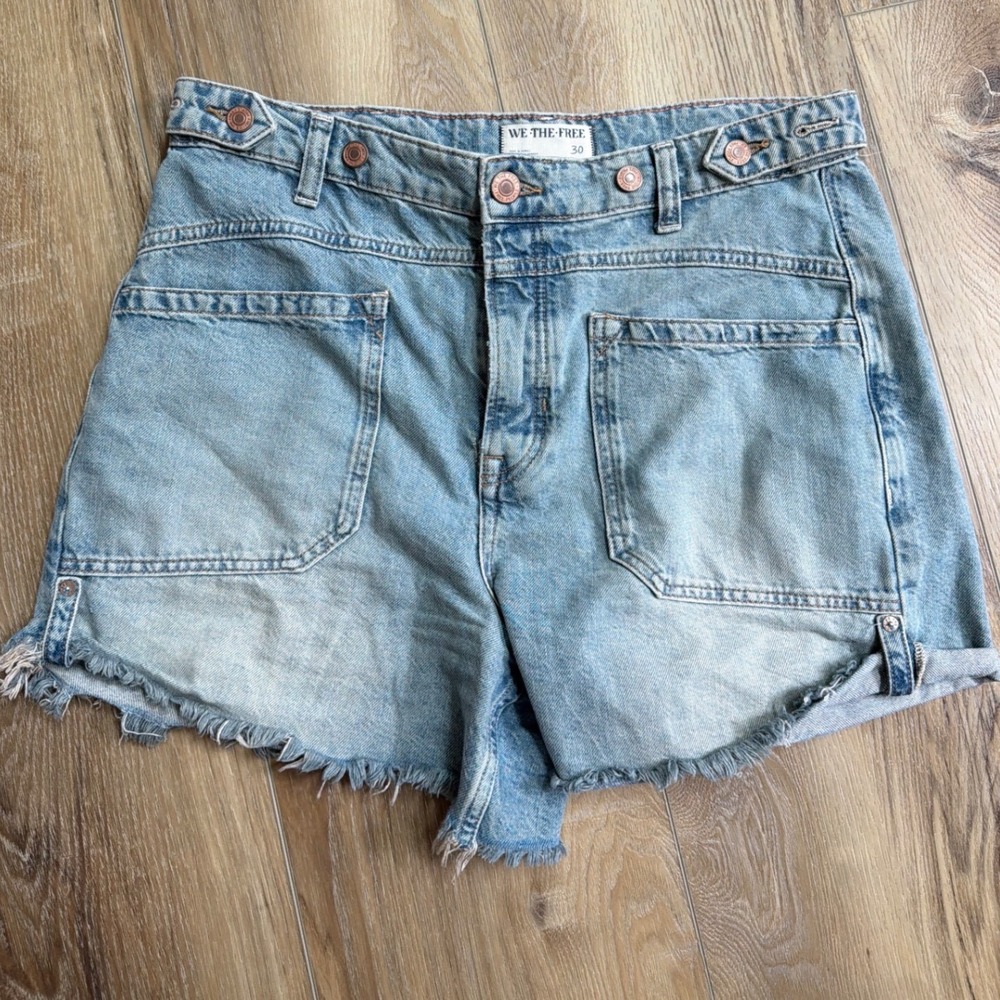 We The Free Denim Shorts Womens 30 High Rise Raw Hem Button Fly Boho Distressed - Picture 2 of 11